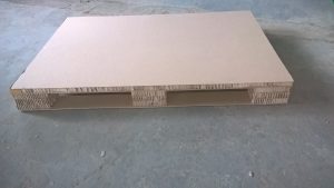 Produkcja papierowych płyt typu plaster miodu, cięcie płyt na przekładki, płyty oklejone HDF, inne, nietypowe projekty.